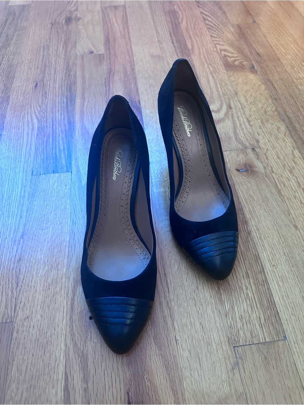 Brooks Brothers Black Suede Cap Toe Heels / Pumps (Size 8)
